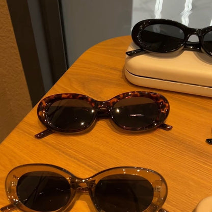 Lunettes Clip-On Ovales Œil de Chat Tendance