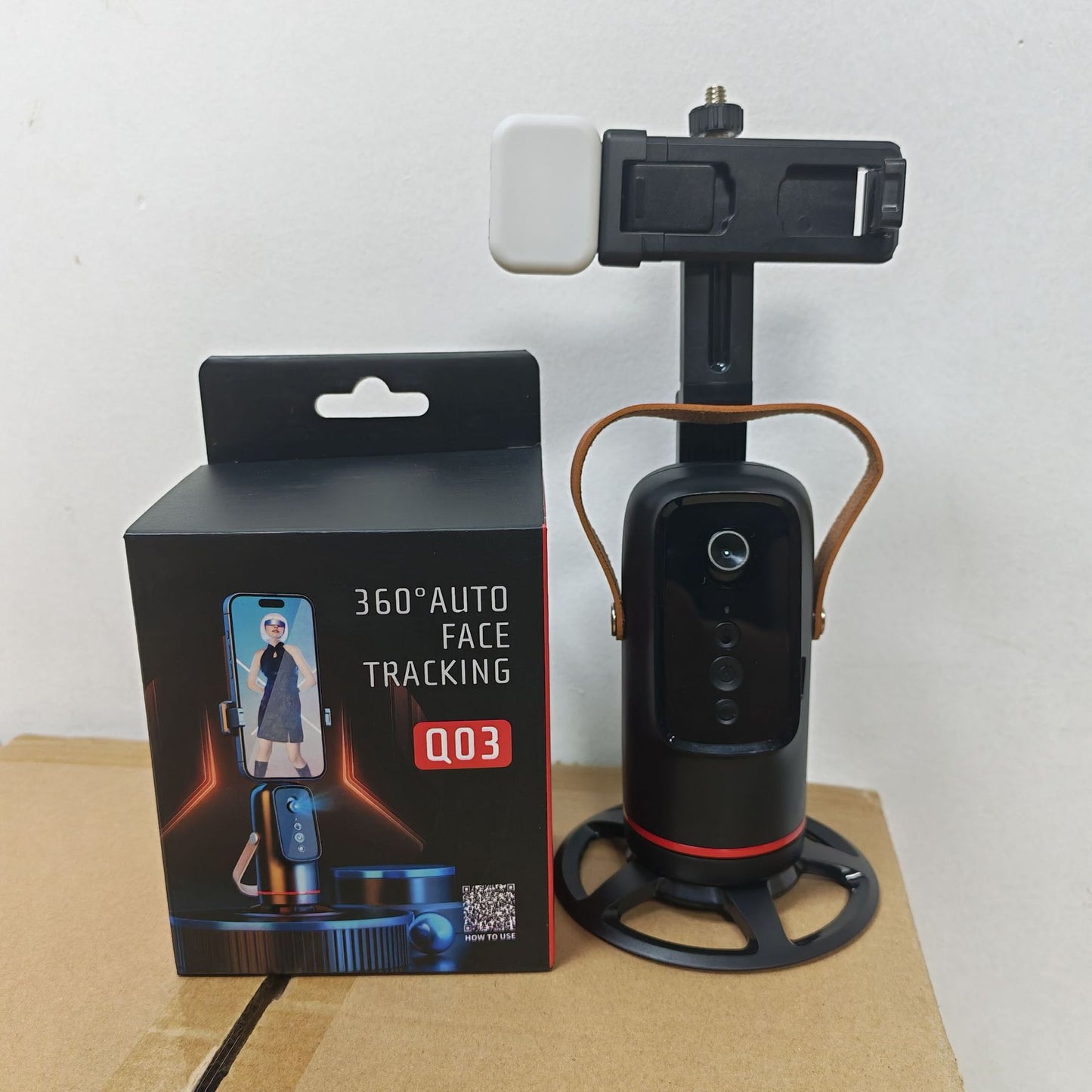 Stabilisateur Cardan Smartphone IA avec Suivi Facial & Double Lampe