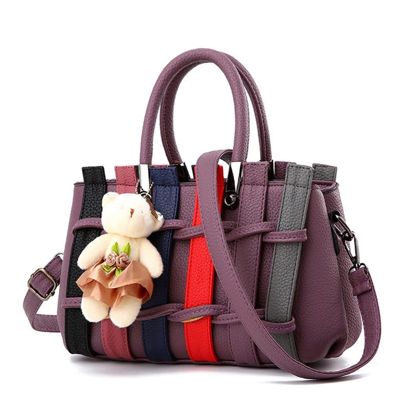 Sac Seau Tressé avec Pendentif Ours — 5 Coloris