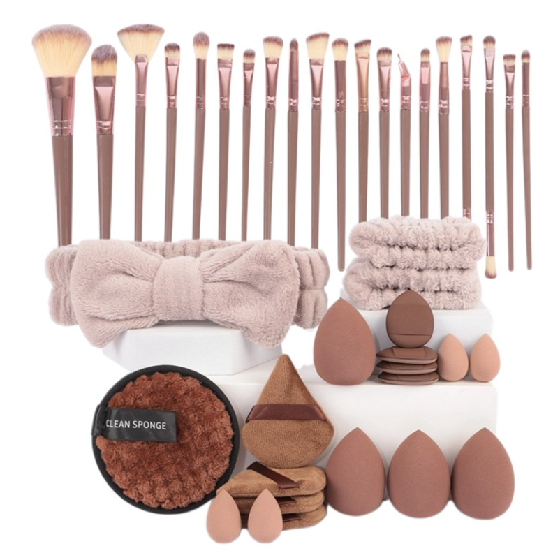 Set Pinceaux Maquillage Professionnel 56 Pièces + Éponge & Houppette — 4 Coloris