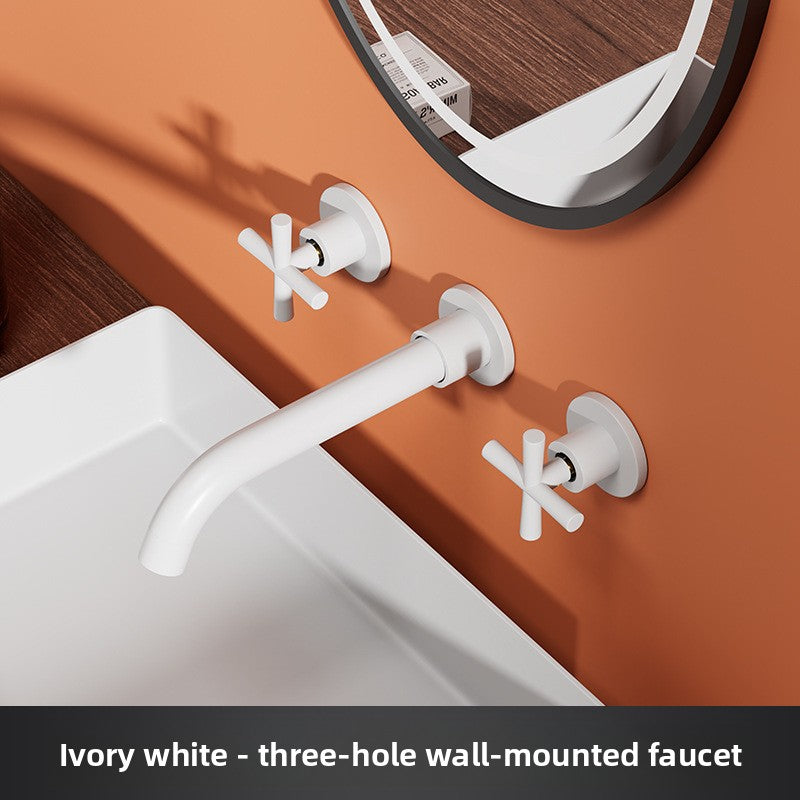 Robinet mural / 8 finitions